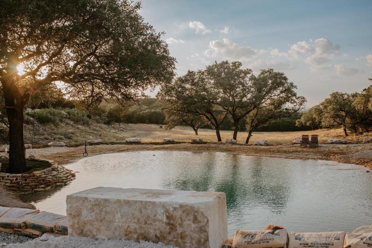 Hummingbird Haus - Hill Country Views On 20 Acres With Firepit Villa Spring Branch Exterior photo